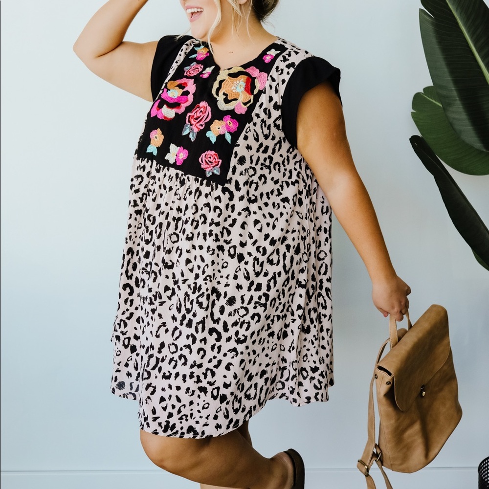 Favorite Garden Spot Embroidered Dress - Picture 5 of 12